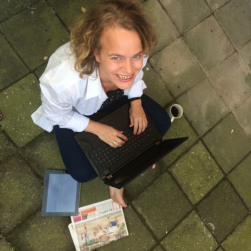 Sjoukje Dijkstra aan het werk